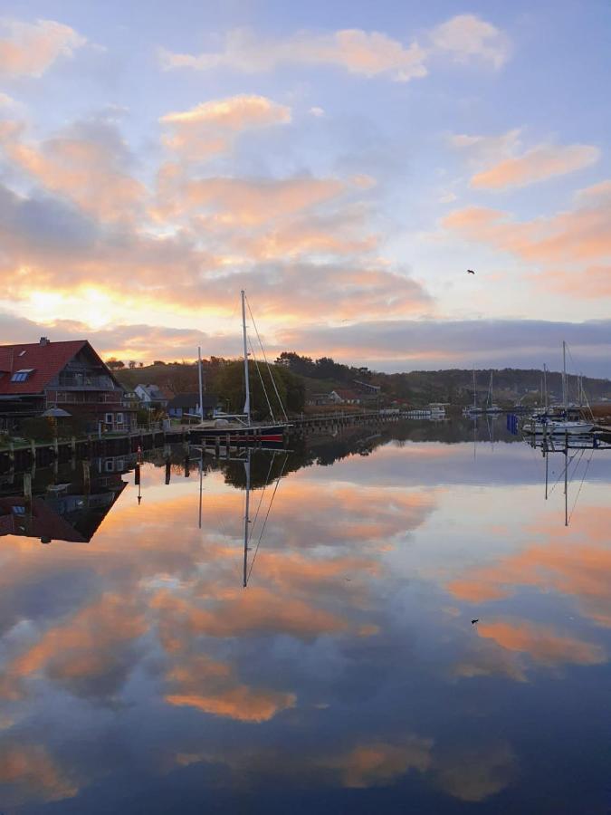 Ferienhaus Am Yachthafen Sellin  Exterior photo
